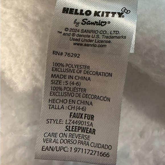 Hello Kitty Fuzzy White Pajama Top with Pink Bow - Picture 4 of 4